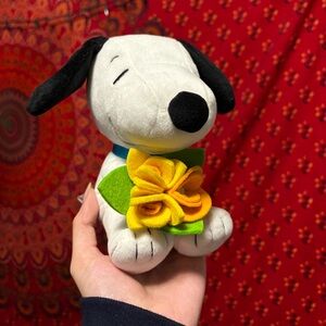 Snoopy w/Bouquet Hallmark Plush